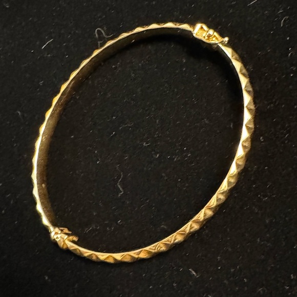 MILOR 10k yellow gold pyramid bangle bracelet - Picture 13 of 14